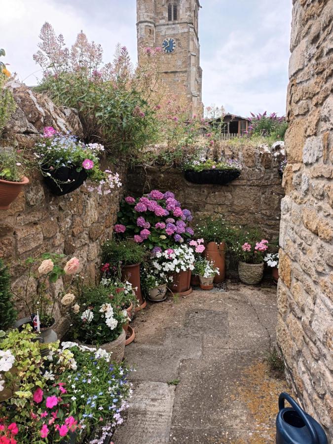 Appartamento Number Five Abbotsbury Esterno foto